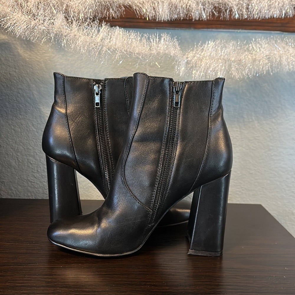 Steve Madden heeled booties